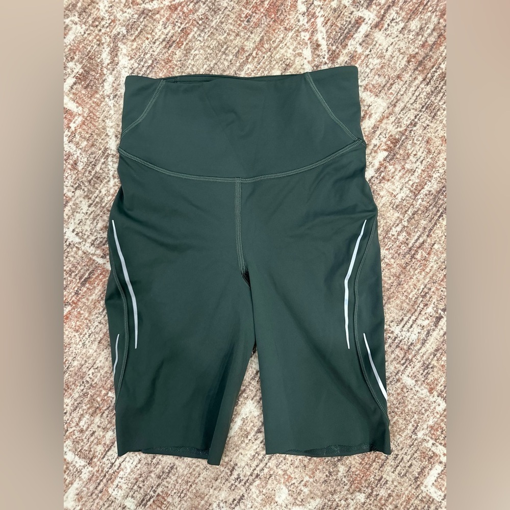 Lululemon Base Pace High-Rise Reflective Short Biker Size 2 Smoked Spruce Green - Picture 2 of 8